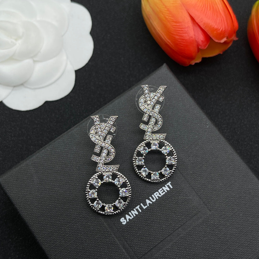 18K Saint Diamonds Earrings