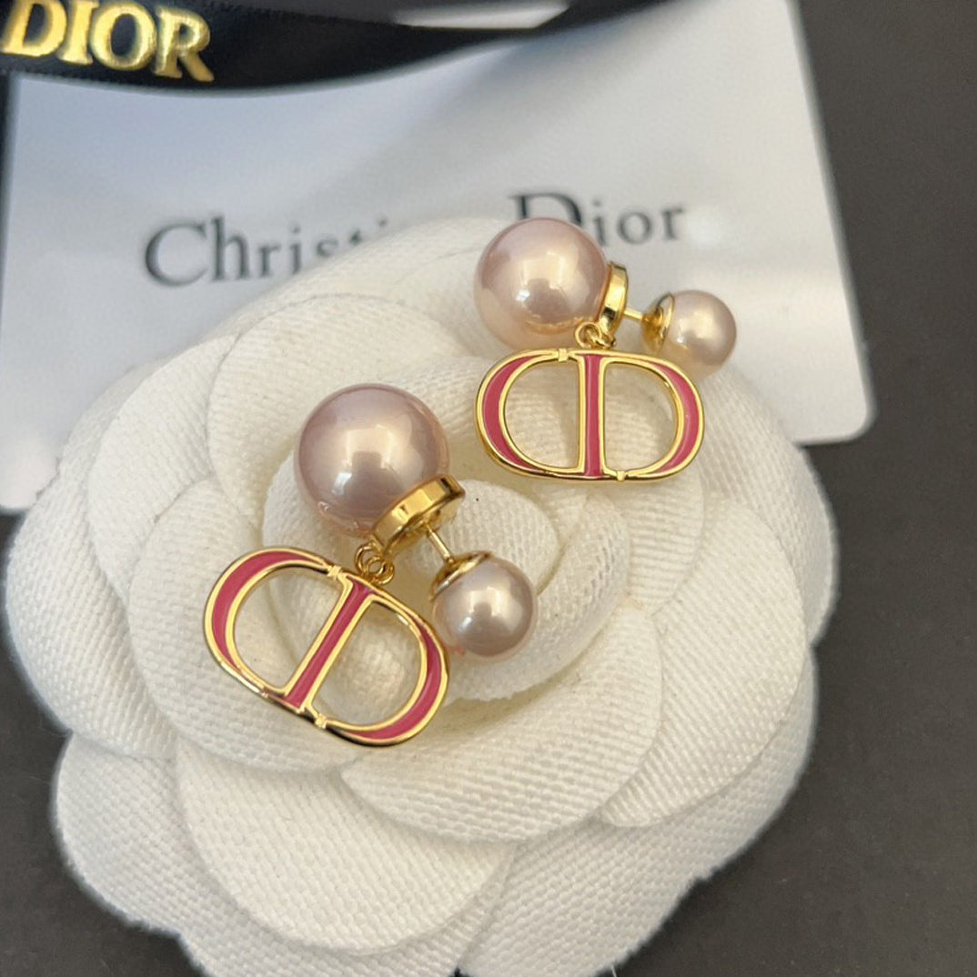 18K CD 30 Montaigne Rani Pink Pearls Earrings