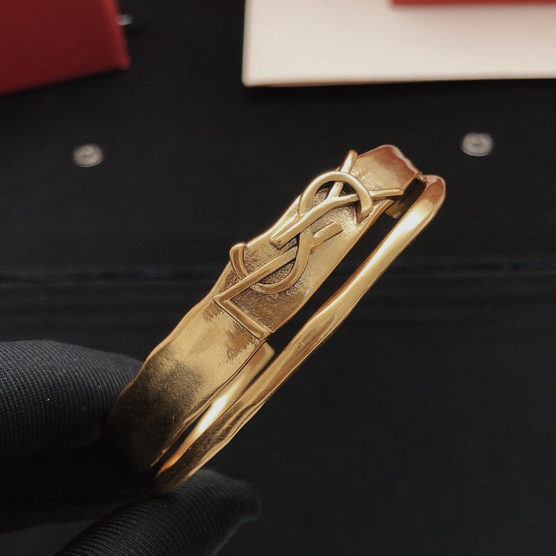 18K Saint Vintage Gold Bracelet